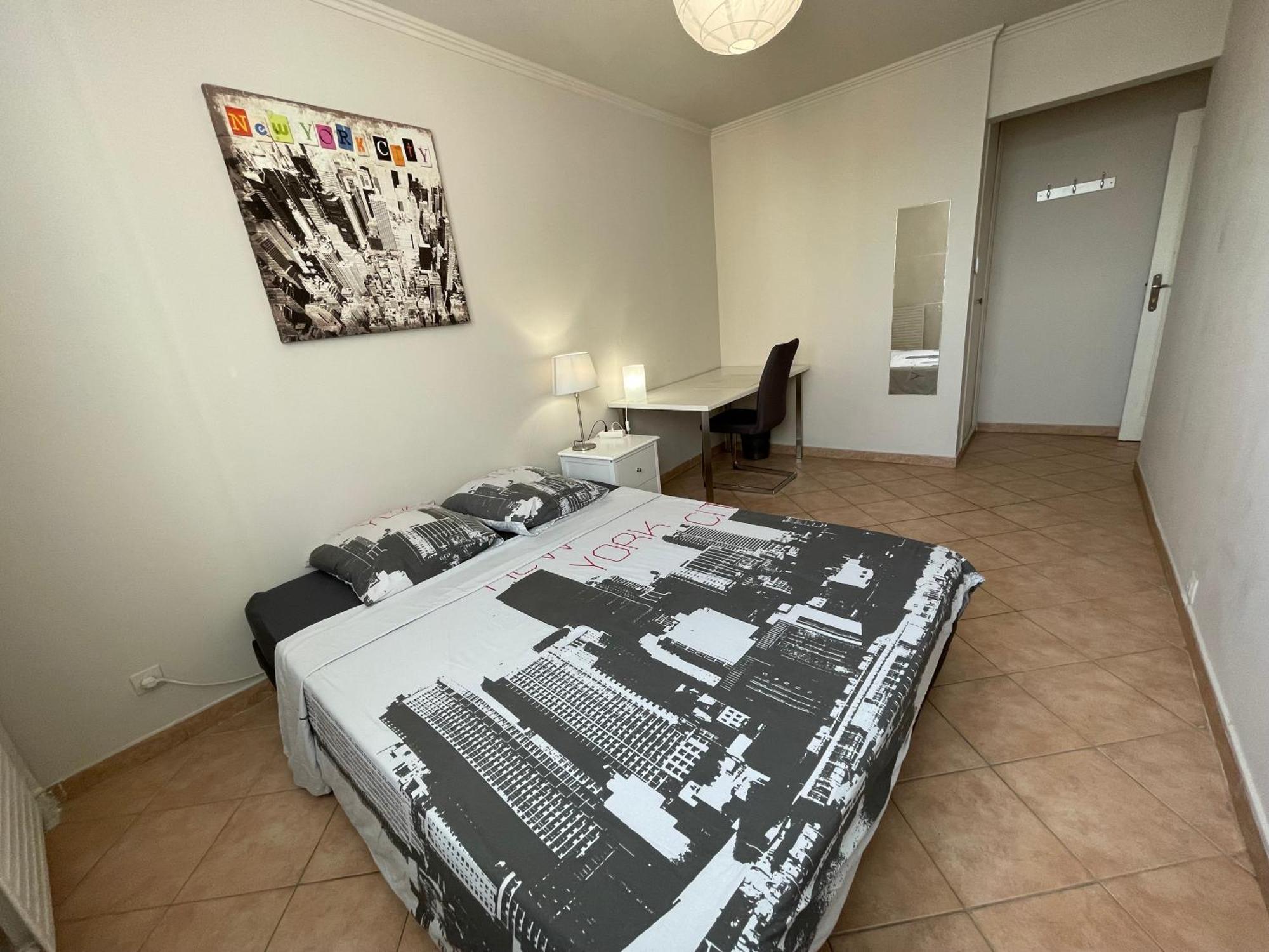 Chambre Privee En Colocation Dans Un Appartement Vaulx En Velin Centre Vaulx-en-Velin Exterior foto
