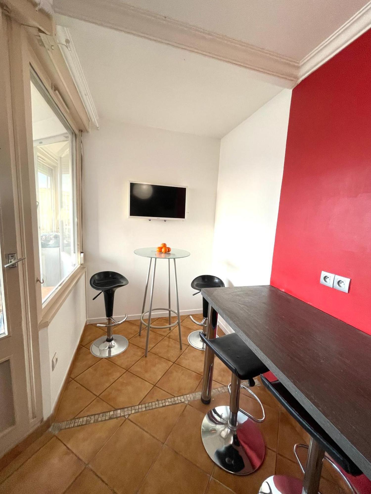 Chambre Privee En Colocation Dans Un Appartement Vaulx En Velin Centre Vaulx-en-Velin Exterior foto